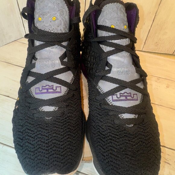 Nike Lebron XVII 17 Mens 7.5 "Lake Show" Black / White / Eggplant [BQ3177-004] - Picture 5 of 12